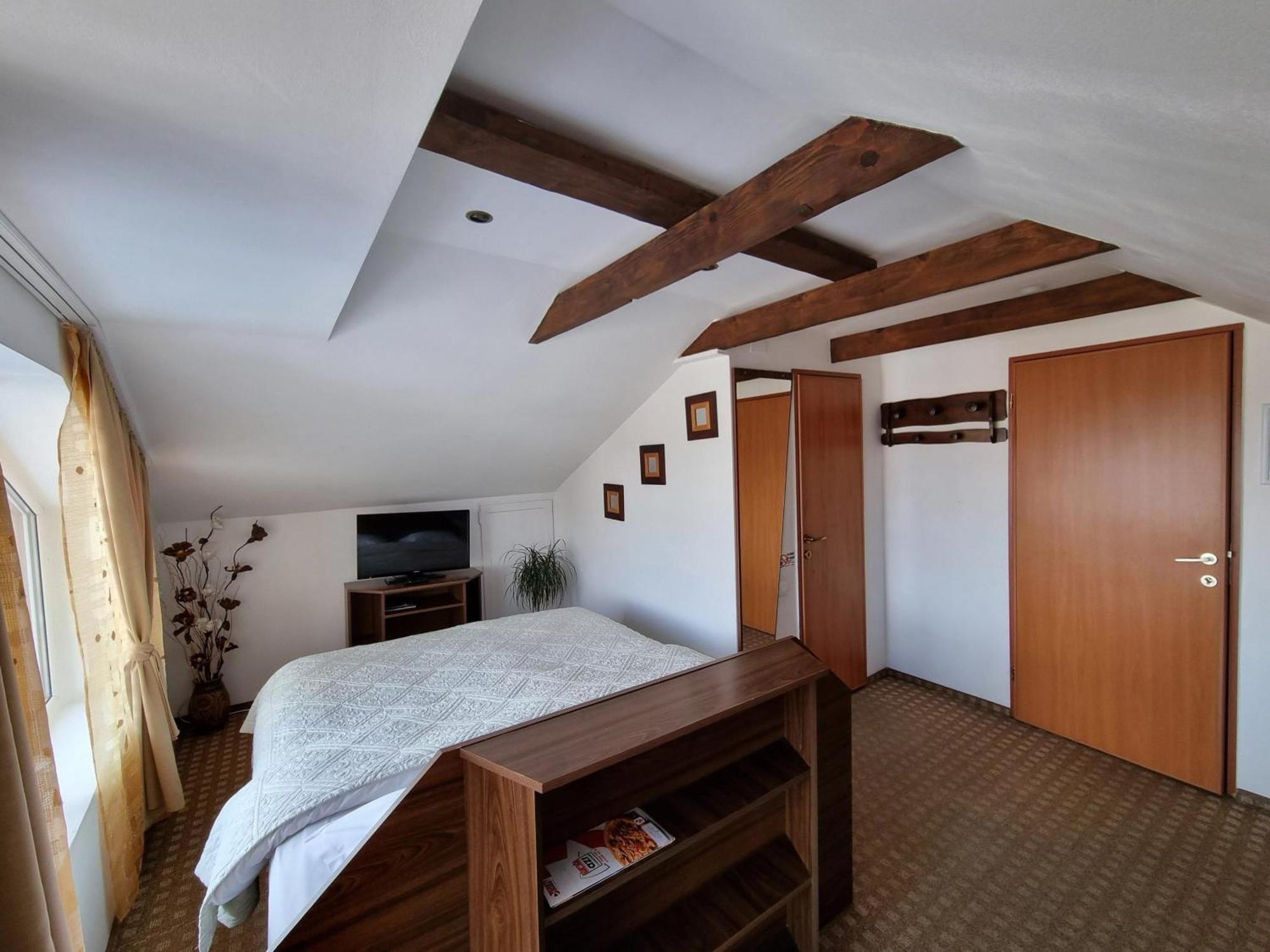 Casa Cristina Hotel Brasov Luaran gambar