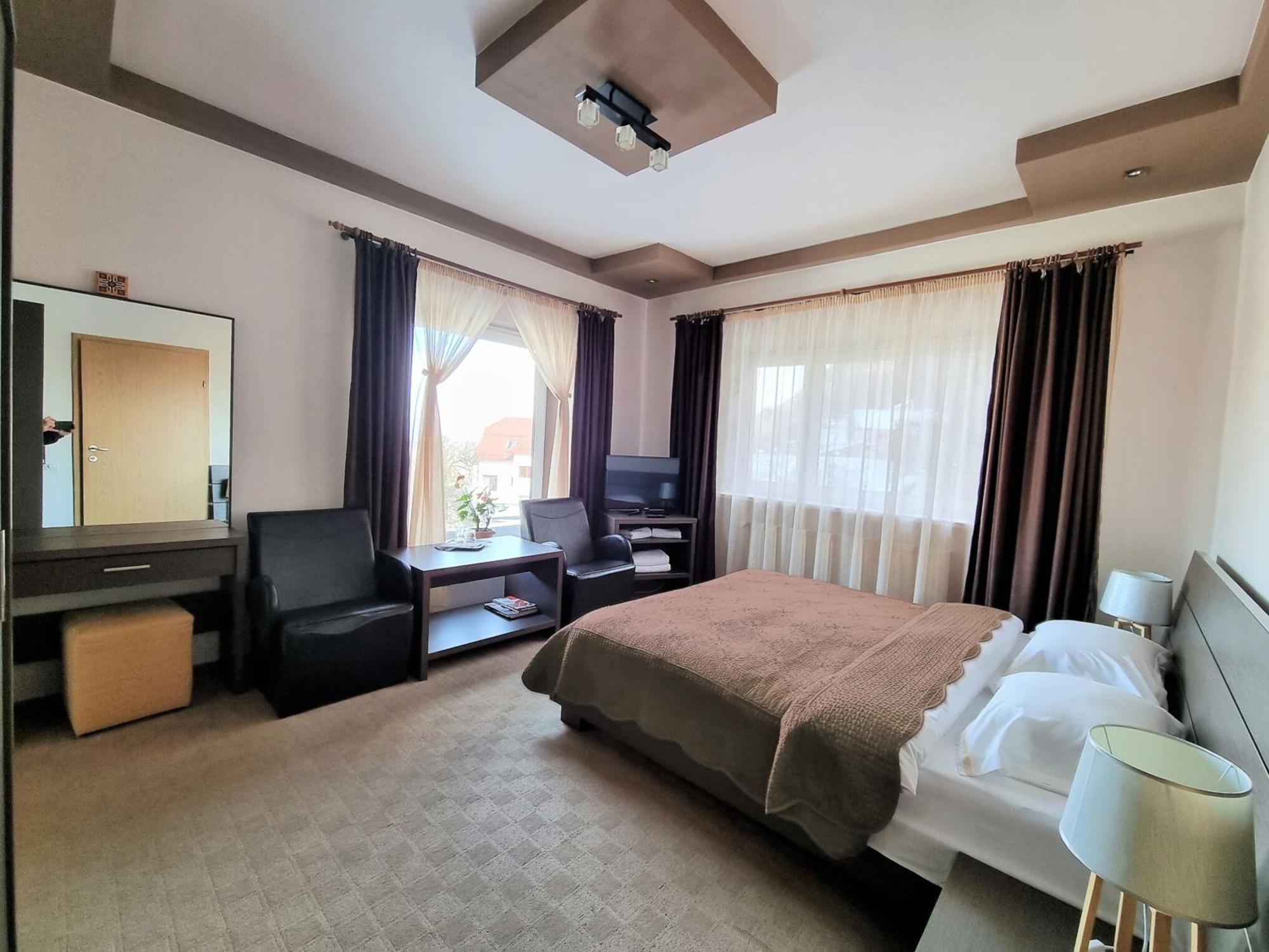 Casa Cristina Hotel Brasov Luaran gambar